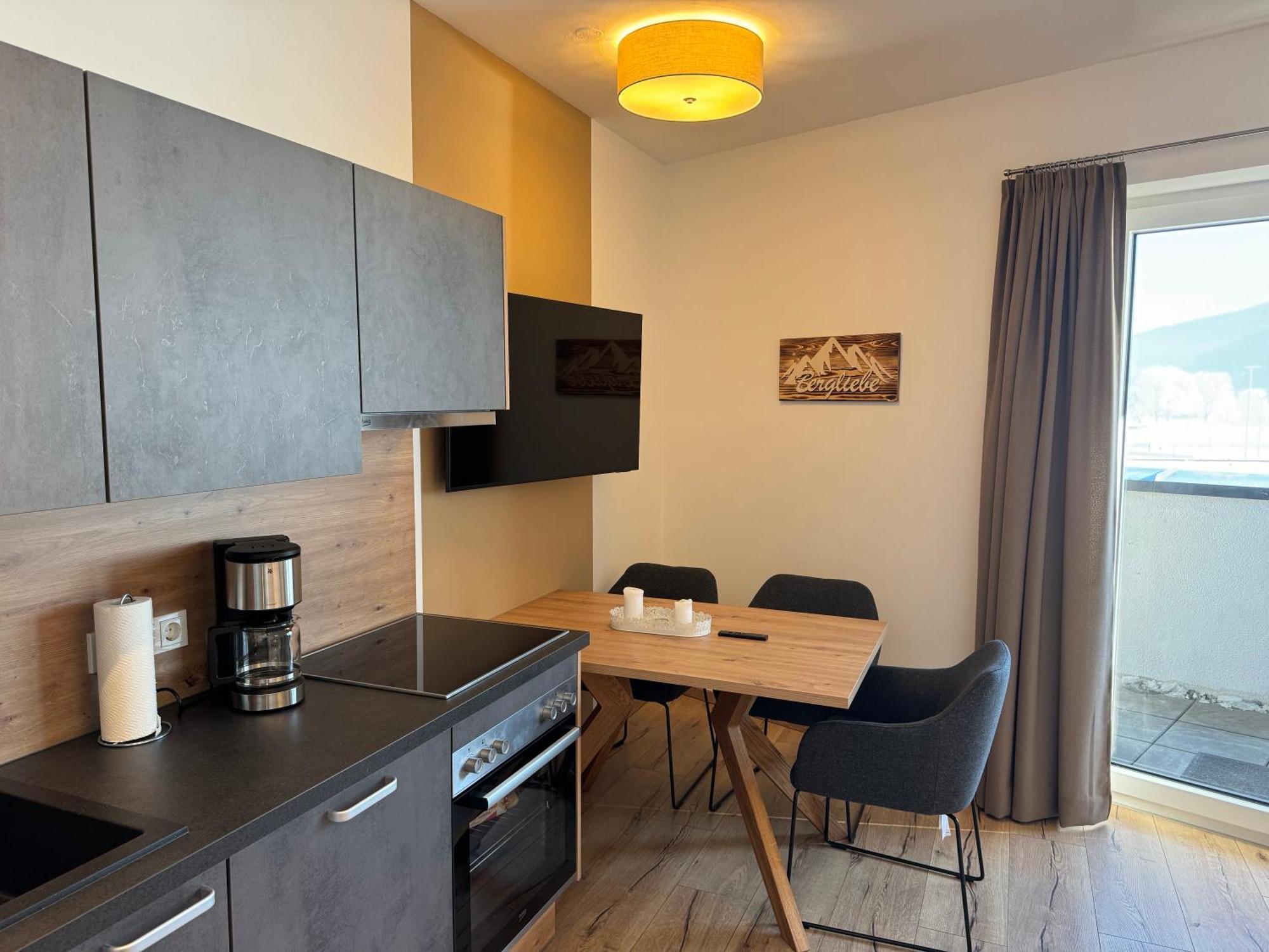 Lungau Living Appartements - Penthouse Sankt Michael im Lungau Extérieur photo